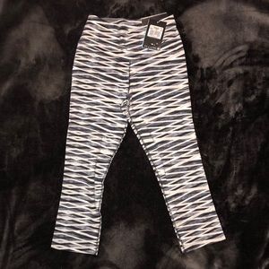 Nike Legendary 2.0 Training Capris Leggings